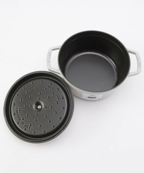 212 KITCHEN STORE / トゥーワントゥーキッチン ストア キッチンツール | ピコ・ココット ラウンド カンパーニュ 22cm ＜STAUB ストウブ＞ | 詳細3