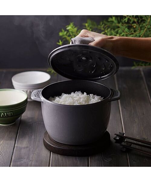 212 KITCHEN STORE / トゥーワントゥーキッチン ストア キッチンツール | ラ ココット de GOHAN BK M 16cm ＜STAUB ストウブ＞ | 詳細2