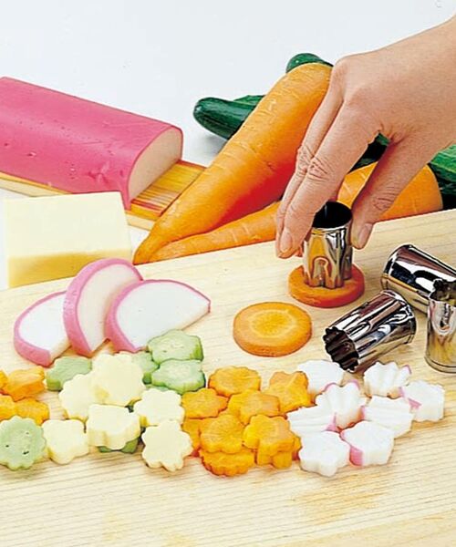 212 KITCHEN STORE / トゥーワントゥーキッチン ストア キッチンツール | プラケース入り 野菜抜型 6型セット 大 ＜TIGERCROWN タイガークラウン＞ | 詳細1