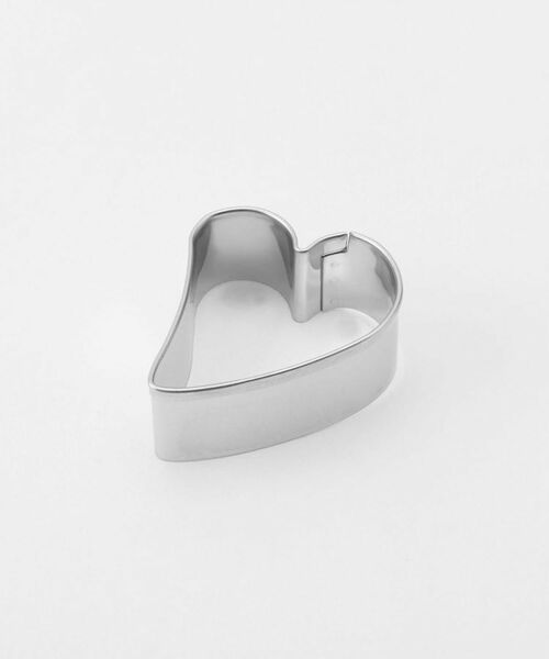 212 KITCHEN STORE / トゥーワントゥーキッチン ストア キッチンツール | 18‐8ステンレス抜型 ハートカーブ小 ＜Cake Land ケーキランド＞ | 詳細1