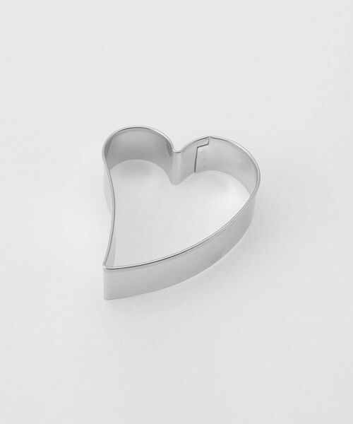 212 KITCHEN STORE / トゥーワントゥーキッチン ストア キッチンツール | Cake Land (ケーキランド) 18‐8ステンレス抜型 ハートカーブ大 | 詳細1