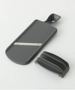 212 KITCHEN STORE / トゥーワントゥーキッチン ストア キッチンツール | コンパクト両刃スライサー 指ガード付き ＜KK カイキッチン＞