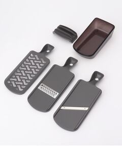 212 KITCHEN STORE / トゥーワントゥーキッチン ストア キッチンツール | コンパクト調理器セット (両刃スライサー、千切、おろし、指ガード) ＜KK カイキッチン＞