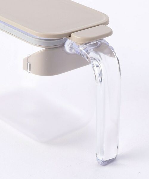 212 KITCHEN STORE / トゥーワントゥーキッチン ストア キッチンツール | 調味料ポット グレージュ ＜MARNA マーナ＞ | 詳細3