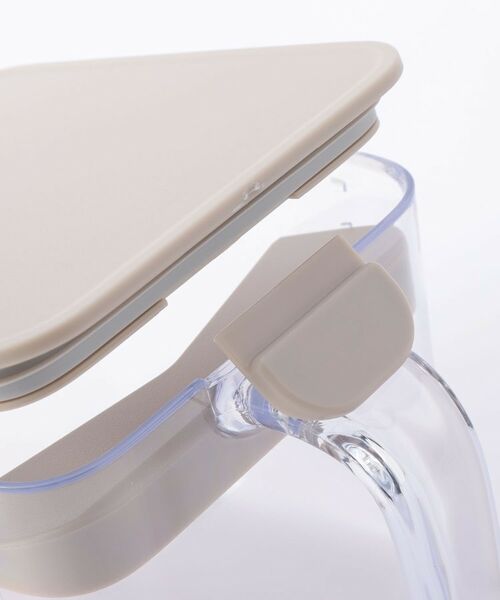 212 KITCHEN STORE / トゥーワントゥーキッチン ストア キッチンツール | 調味料ポット ワイド グレージュ ＜marna マーナ＞ | 詳細4