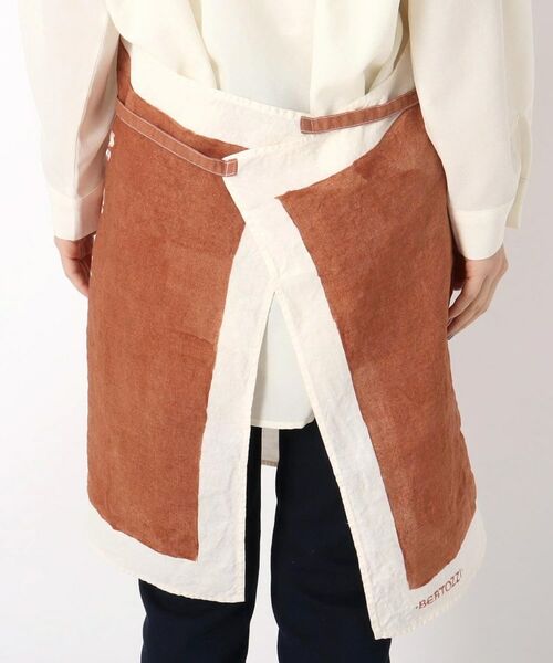 212 KITCHEN STORE / トゥーワントゥーキッチン ストア インテリア・生活雑貨・ホビー・ステーショナリー | ショートエプロン 75×100cm M34 ＜Bertozzi  ベルトッツィ＞ | 詳細4