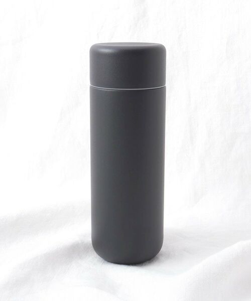 212 KITCHEN STORE / トゥーワントゥーキッチン ストア インテリア・生活雑貨・ホビー・ステーショナリー | cocuri Everywhere マグ 500ml スレートブラック ＜marna マーナ＞ | 詳細2