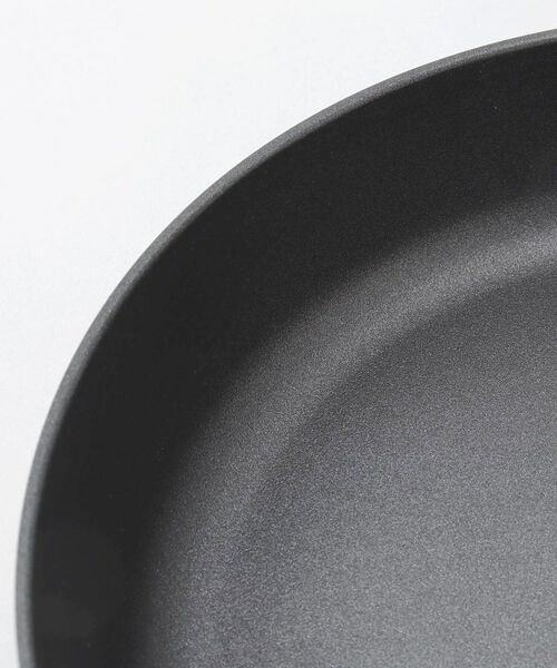 212 KITCHEN STORE / トゥーワントゥーキッチン ストア キッチンツール | チタン＆ダイヤモンドコーティング フライパン 28cm ＜TI：DA ティーダ＞ | 詳細2