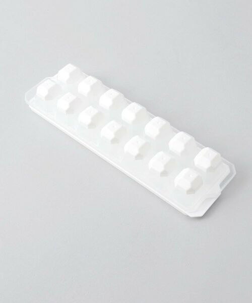 212 KITCHEN STORE / トゥーワントゥーキッチン ストア インテリア・生活雑貨・ホビー・ステーショナリー | 冷た倶楽部 取り出しやすいアイストレー (蓋付) | 詳細2