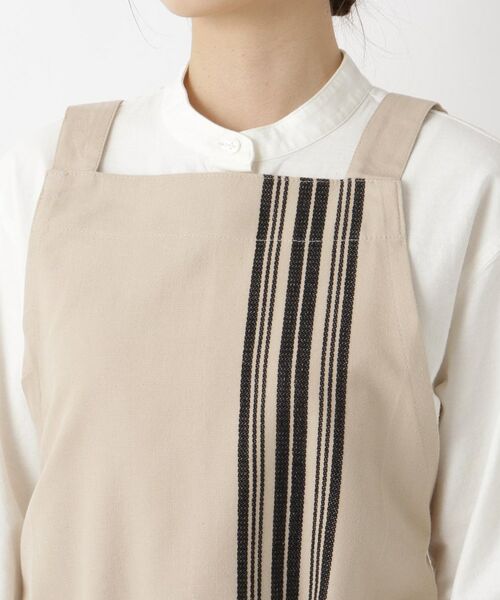 212 KITCHEN STORE / トゥーワントゥーキッチン ストア インテリア・生活雑貨・ホビー・ステーショナリー | シャンブレーストライプ エプロン BK | 詳細4