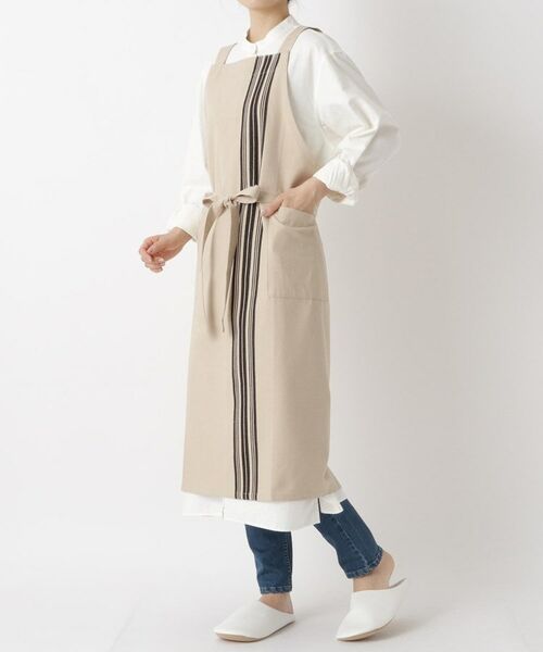 212 KITCHEN STORE / トゥーワントゥーキッチン ストア インテリア・生活雑貨・ホビー・ステーショナリー | シャンブレーストライプ エプロン BK | 詳細9