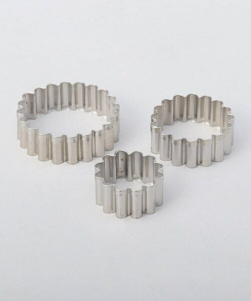 212 KITCHEN STORE / トゥーワントゥーキッチン ストア キッチンツール | ステンレス クッキー型 ウェーブ丸 3PCS | 詳細1