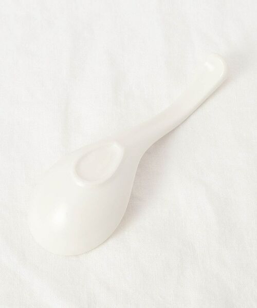 212 KITCHEN STORE / トゥーワントゥーキッチン ストア インテリア・生活雑貨・ホビー・ステーショナリー | カルーナ レンゲスプーン(マットホワイト) | 詳細2