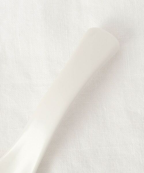 212 KITCHEN STORE / トゥーワントゥーキッチン ストア インテリア・生活雑貨・ホビー・ステーショナリー | カルーナ レンゲスプーン(マットホワイト) | 詳細3