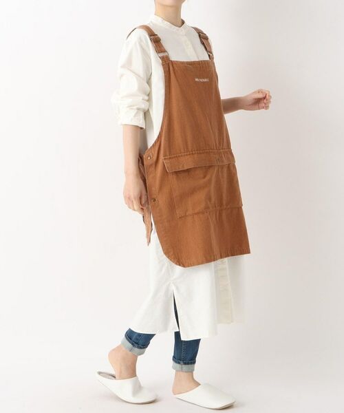 212 KITCHEN STORE / トゥーワントゥーキッチン ストア インテリア・生活雑貨・ホビー・ステーショナリー | ボスサイドエプロン オルタナ テラコッタ | 詳細13