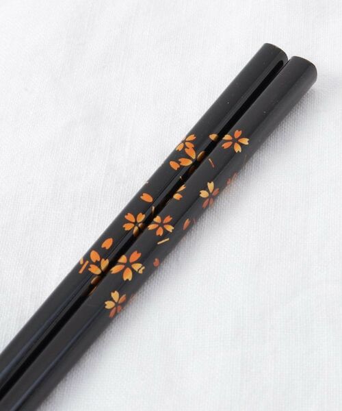 212 KITCHEN STORE / トゥーワントゥーキッチン ストア インテリア・生活雑貨・ホビー・ステーショナリー | 箸 食洗夕桜 黒23cm | 詳細2