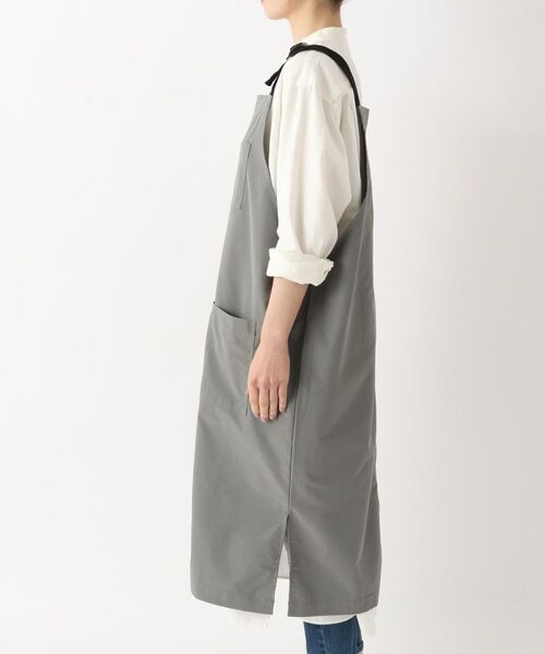 212 KITCHEN STORE / トゥーワントゥーキッチン ストア インテリア・生活雑貨・ホビー・ステーショナリー | 撥水エプロン チャコールグレー | 詳細2