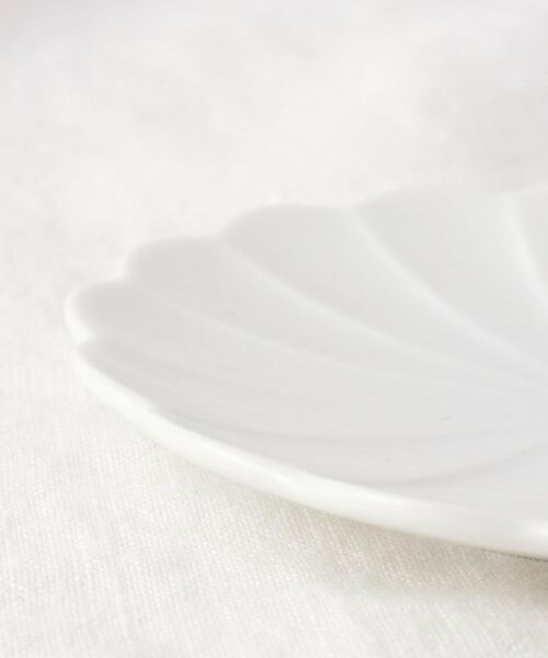 212 KITCHEN STORE / トゥーワントゥーキッチン ストア 食器 | コトハナ 小皿 福寿草 白 | 詳細5