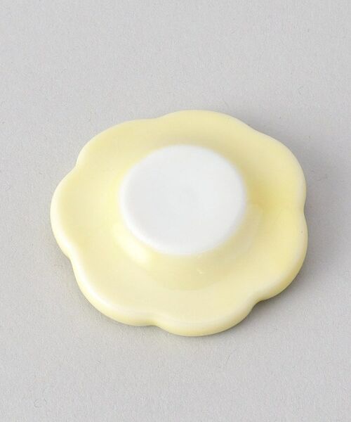 212 KITCHEN STORE / トゥーワントゥーキッチン ストア インテリア・生活雑貨・ホビー・ステーショナリー | コトハナ 箸置き 立葵 薄黄 | 詳細2