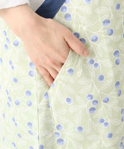 212 KITCHEN STORE / トゥーワントゥーキッチン ストア インテリア・生活雑貨・ホビー・ステーショナリー | アイビーフラワーエプロン BL | 詳細6