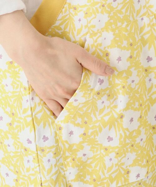 212 KITCHEN STORE / トゥーワントゥーキッチン ストア インテリア・生活雑貨・ホビー・ステーショナリー | ドットフラワーエプロン YE | 詳細6