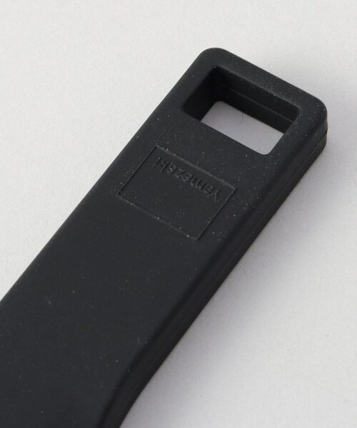 212 KITCHEN STORE / トゥーワントゥーキッチン ストア キッチンツール | マグネットシリコーンスクレーパー BK 山崎実業 ＜tower タワー＞ | 詳細3