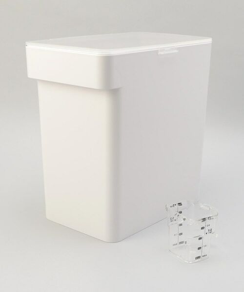 212 KITCHEN STORE / トゥーワントゥーキッチン ストア キッチンツール | 密閉米びつ タワー 10kg 計量カップ付 WH 山崎実業 ＜tower タワー＞ | 詳細7