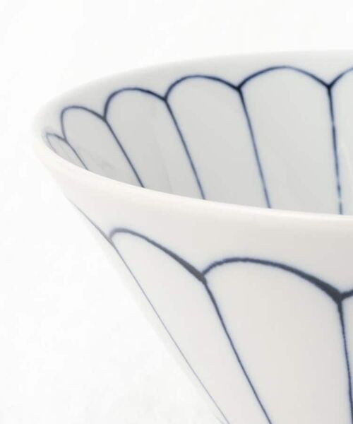 212 KITCHEN STORE / トゥーワントゥーキッチン ストア 食器 | 反形 50丼 菊線 | 詳細5