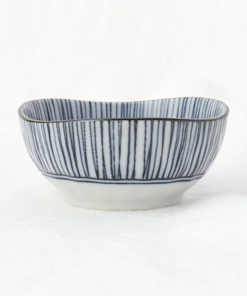 212 KITCHEN STORE / トゥーワントゥーキッチン ストア 食器 | 細十草 三角小鉢 | 詳細2