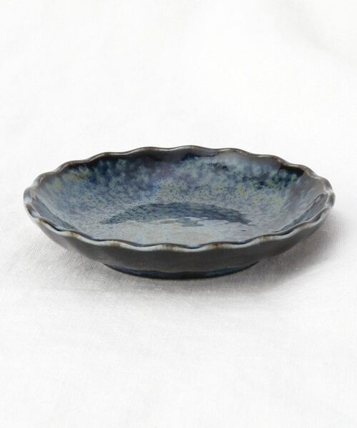 212 KITCHEN STORE / トゥーワントゥーキッチン ストア 食器 | 窯変紺 菊形小皿 | 詳細1