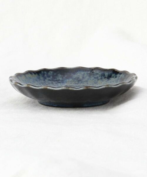 212 KITCHEN STORE / トゥーワントゥーキッチン ストア 食器 | 窯変紺 菊形小皿 | 詳細2