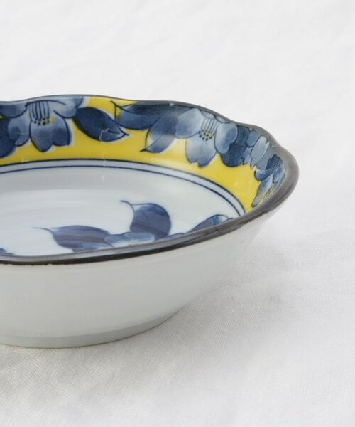 212 KITCHEN STORE / トゥーワントゥーキッチン ストア 食器 | 黄彩(椿) 4.5寸 小鉢 | 詳細5