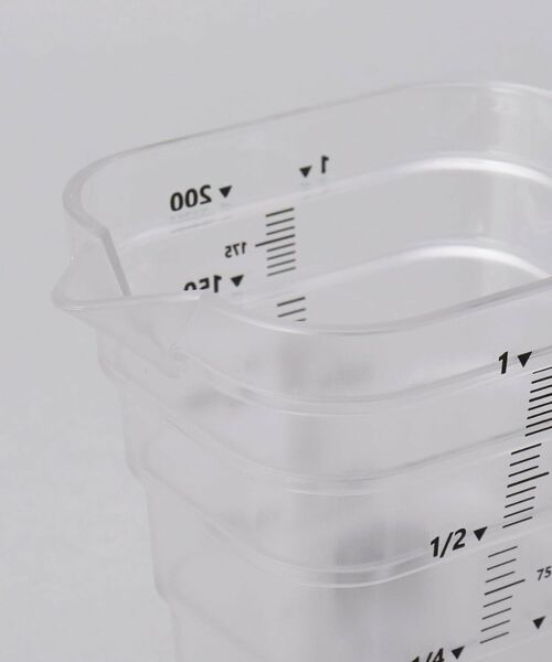212 KITCHEN STORE / トゥーワントゥーキッチン ストア キッチンツール | マグネット段々計量カップ 200ml WH 山崎実業 ＜tower タワー＞ | 詳細4