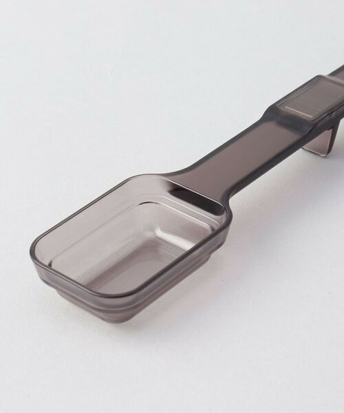 212 KITCHEN STORE / トゥーワントゥーキッチン ストア キッチンツール | マグネット段々計量スプーン BK 山崎実業 ＜tower タワー＞ | 詳細3