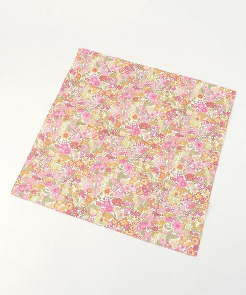 212 KITCHEN STORE / トゥーワントゥーキッチン ストア ハンカチ | クロス マーガレット・アニー PR ＜フローレット・ロンドン＞ | 詳細1