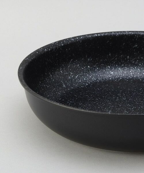 212 KITCHEN STORE / トゥーワントゥーキッチン ストア キッチンツール | ジェットブラック フライパン 24cm ＜KEVNHAUN ケヴンハウン＞ | 詳細6