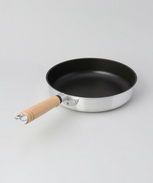 212 KITCHEN STORE / トゥーワントゥーキッチン ストア キッチンツール | 北陸アルミニウム 新マイスタープレミフライパン26cm | 詳細2