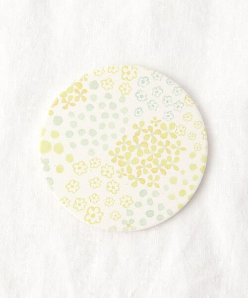 212 KITCHEN STORE / トゥーワントゥーキッチン ストア インテリア・生活雑貨・ホビー・ステーショナリー | 陶器珪藻土コースター ステンドフラワー YE | 詳細1