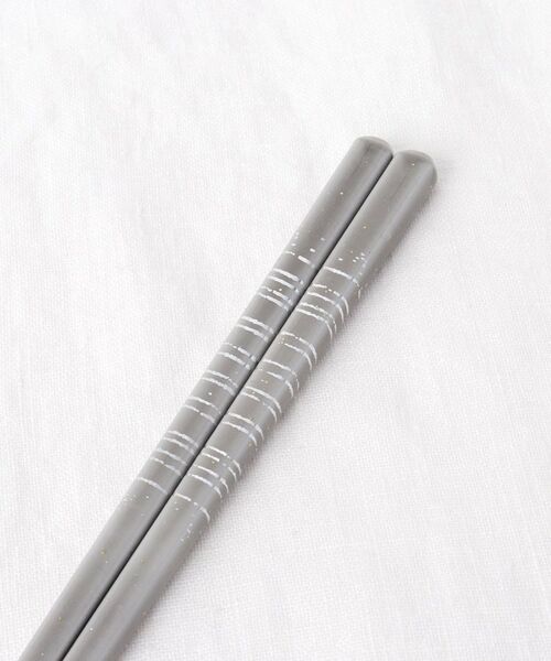 212 KITCHEN STORE / トゥーワントゥーキッチン ストア インテリア・生活雑貨・ホビー・ステーショナリー | 桐箱入り 箸・箸置きセット 波の光 23cm | 詳細4