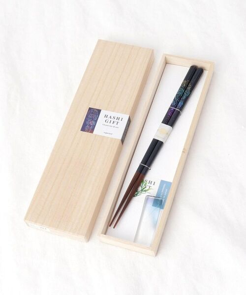 212 KITCHEN STORE / トゥーワントゥーキッチン ストア インテリア・生活雑貨・ホビー・ステーショナリー | 桐箱入り 箸・箸置きセット 虹花火 23cm | 詳細1