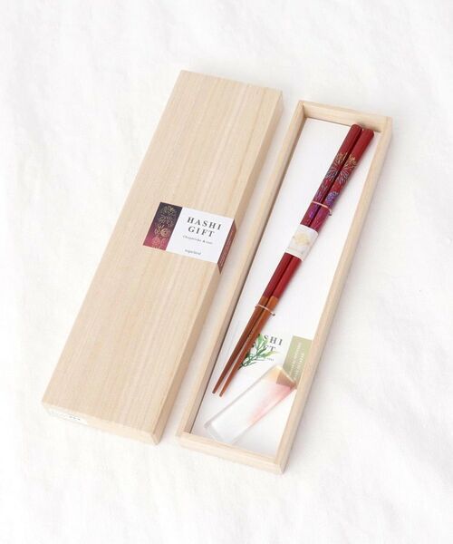 212 KITCHEN STORE / トゥーワントゥーキッチン ストア インテリア・生活雑貨・ホビー・ステーショナリー | 桐箱入り 箸・箸置きセット 虹花火 21cm | 詳細1