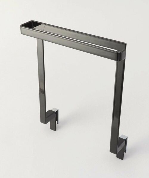 212 KITCHEN STORE / トゥーワントゥーキッチン ストア キッチンツール | キッチンシンク下収納扉タオルハンガー BK 山崎実業 ＜tower タワー＞ | 詳細1