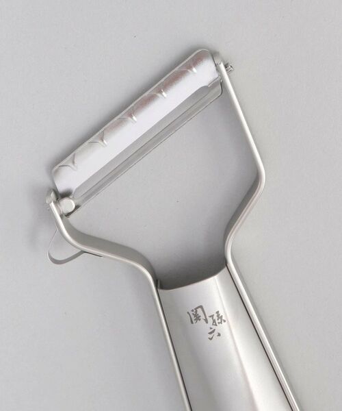 212 KITCHEN STORE / トゥーワントゥーキッチン ストア キッチンツール | オールステンレス 鋭角ピーラー 極刃 ＜関孫六＞ | 詳細3