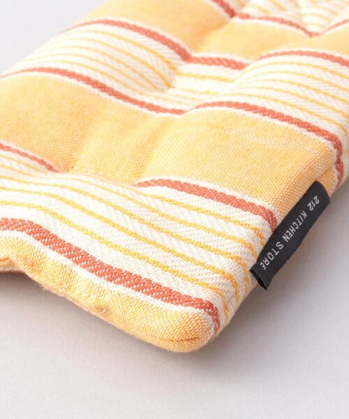 212 KITCHEN STORE / トゥーワントゥーキッチン ストア インテリア・生活雑貨・ホビー・ステーショナリー | ヘリンボーンストライプ ポットホルダー OR | 詳細3