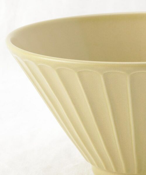 212 KITCHEN STORE / トゥーワントゥーキッチン ストア 食器 | しのぎ反りどんぶり L 黄瀬戸 | 詳細5