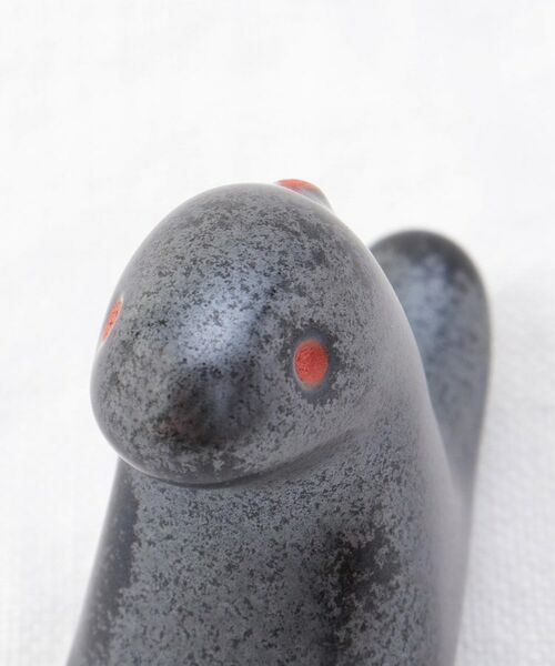 212 KITCHEN STORE / トゥーワントゥーキッチン ストア インテリア・生活雑貨・ホビー・ステーショナリー | 江戸っ子恐竜 黒×赤 ティラノザウルス 箸置 | 詳細3