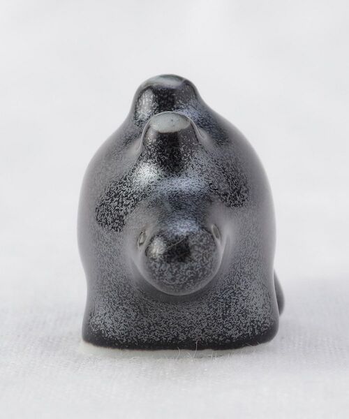 212 KITCHEN STORE / トゥーワントゥーキッチン ストア インテリア・生活雑貨・ホビー・ステーショナリー | 江戸っ子恐竜 黒×青 ステゴザウルス 箸置 | 詳細2