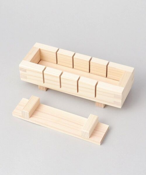 212 KITCHEN STORE / トゥーワントゥーキッチン ストア キッチンツール | ひのき押寿司器五ツ切大 | 詳細1