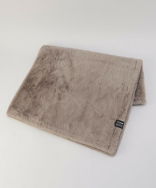 212 KITCHEN STORE / トゥーワントゥーキッチン ストア その他雑貨 | ラビット フェイクファーブランケット 70x100cm GY | 詳細1