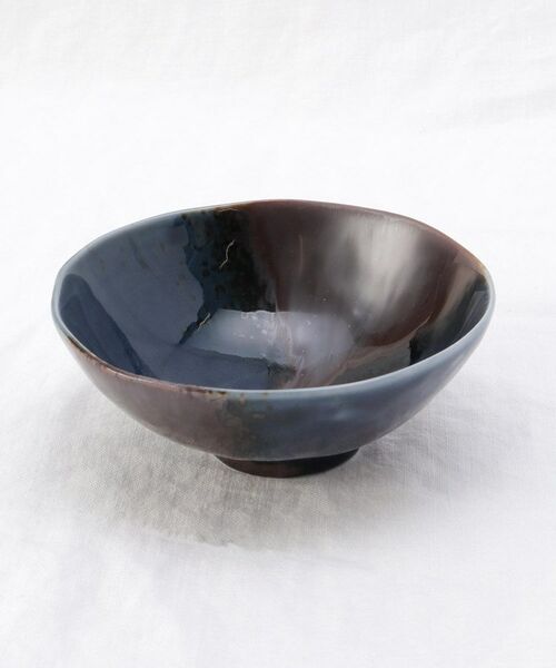 212 KITCHEN STORE / トゥーワントゥーキッチン ストア 食器 | ルリ錆吹 平茶碗 | 詳細1